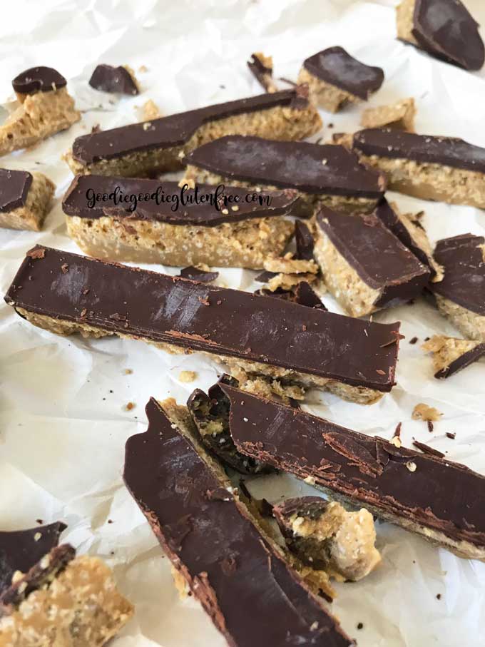 Gluten-free chocolate crunch slice quinoa